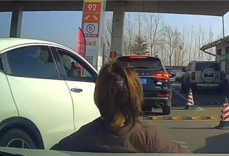 “人肉挡车”视频曝光 江苏惊现令人傻眼一幕…