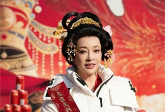 75岁刘晓庆再演少女!热吻小30岁男演员,滤镜也遮不住褶子