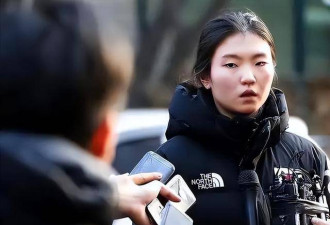 她被教练侵害27次 在奥运赛场上把队友撞出赛道