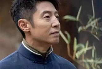 撒贝宁一家回武汉，不住家住酒店，父亲独居