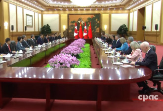 中国宣布：暂停对部分加拿大农产品征收关税
