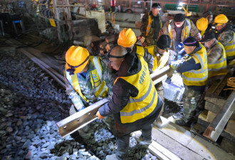 官方定调 中国人均GDP连3年超1.3万美元