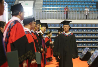 为什么中美AI竞赛，中国工程师成了“决胜筹码”