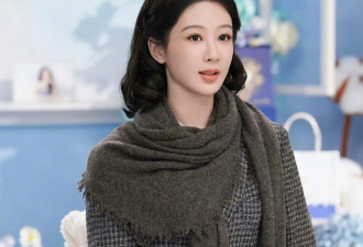 杨紫被问及如何算爱自己 脱口而出：少吃、多睡、戒色