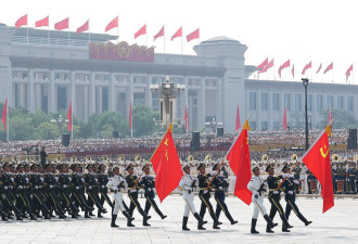 怕了？解放军喊话中国人民做“人盾”