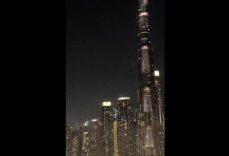 超20000名旅客滞留！“迪拜机场已经没有航班了”