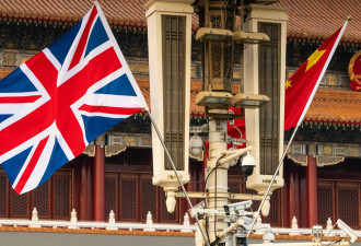中国商务部强硬表态：强烈不满，立即撤销！
