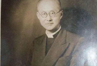 她是民国大才女，丈夫自杀后成了精神分裂者