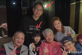 舒淇全家福曝光，姐弟颜值反差大
