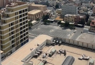 在伊华商护送22名中国人撤离伊朗 连续行车20小时