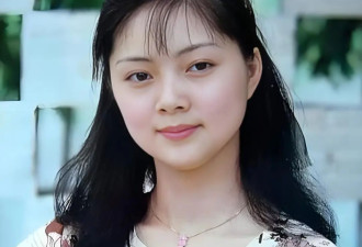 60岁张莉近况曝光！曾因投资失败暴瘦20多斤 未婚未育…
