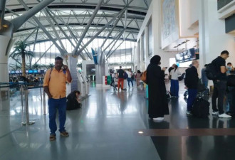 战争下的N种逃离：被“制造”的万元回国路……