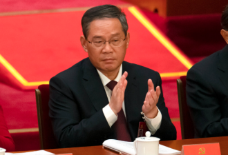 热议：两会登场 处处都是戏