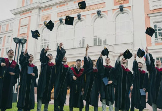 香港毕业生手握大学文凭，却找不到工作