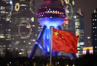 分一杯羹！中国企业争相跨界入局AI