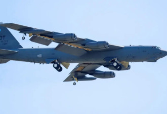 B-52战略轰炸机也进场 狂轰伊朗