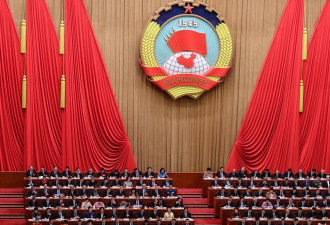 中国“充分意识到”经济挑战 将着力提振国内消费