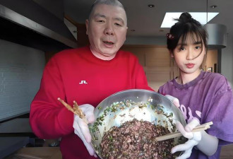 冯小刚送女儿上学 脸贴脸喊“宝儿” 很舍不得