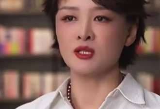 53岁李小萌自曝与14岁女儿闹掰：拍桌对骂后，母女关系降至冰点