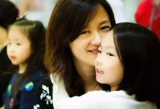 53岁李小萌自曝与14岁女儿闹掰：拍桌对骂后，母女关系降至冰点