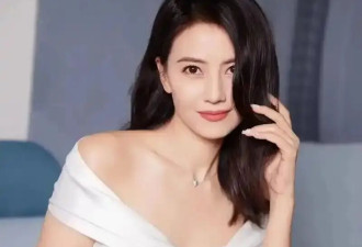半露内裤下乳全显？女性艺人的大胆穿着社会争议与穿衣自由