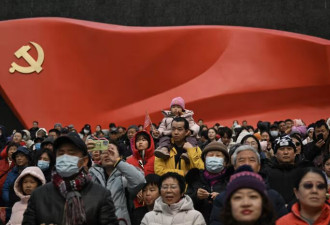 “铁公鸡”预算释信号 中国已进入危机管理模式