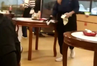 51岁港星麦家琪，扎根广东小县城卖10元云吞