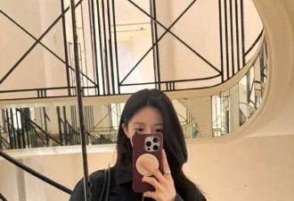 又被高允真轻轻美到 2套穿搭选对款式+搭对细节