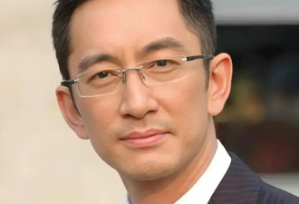 61岁吴启华近况曝光！再婚娶小21岁石洋子，如今尽情享受单身生活