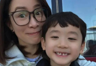 佘诗曼带干儿子吃披萨！为讨好Jaco给他买玩具，单身无子已留遗嘱