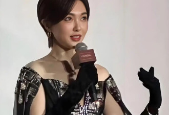 41岁唐嫣剪短发后像换了个人,穿紧身裙亮相...