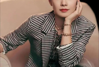 49岁马伊琍近况曝光！与文章离婚已经6年，如今17岁女儿比她还漂亮