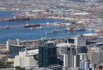 中国渔船硬闯经济海域 南非不忍了？