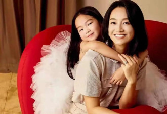 朱丹周一围街头牵手送娃上学，当年“缺席丈夫”争议再起波澜，真实婚姻藏在柴米油盐里
