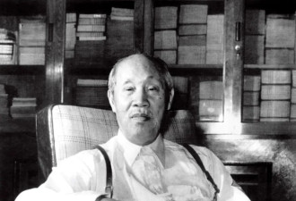 他曾任国家副主席，却总以“跑龙套”自喻...