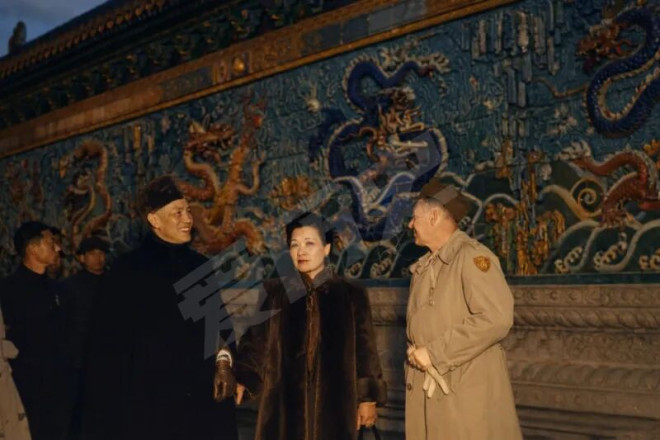 独家照片：1945年蒋介石在故宫的真实瞬间_无忧资讯
