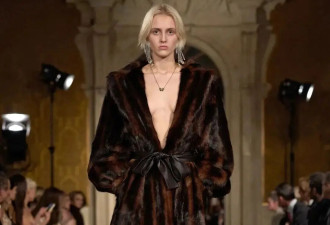  一场秀集齐了所有色彩？ | Valentino 2026 秋冬 