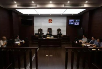 母离世 生父成谜：80岁外公独撑2名美籍女孩人生