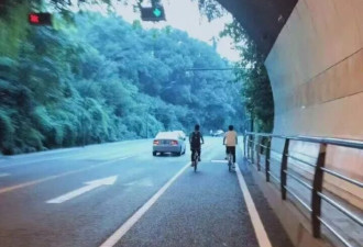 小伙教骑自行车，9.9元包教包会，第二天就接到单了