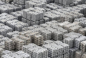 价格狂飙 中国库存却堆积如山