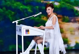 玖月奇迹离婚7年，王小玮近况曝光，43岁无婚无育，发福显老