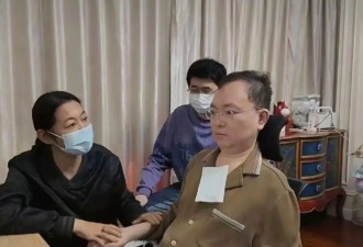 倪萍27岁儿子罕见露面:天生眼疾险失明,被她养成了1米9山东大汉