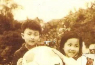 王菲80年代家庭旧照曝光 哥哥王戈最抢镜