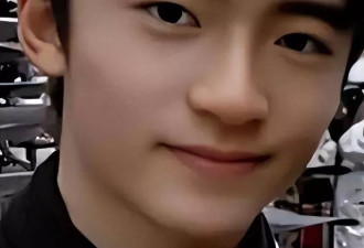 张柏芝大儿子恋情疑曝光，完美继承父亲