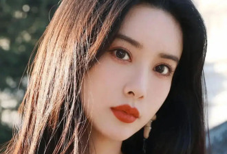 当红女星孟子义绝美写真！雪肤娇嫩魔鬼身材性感火辣