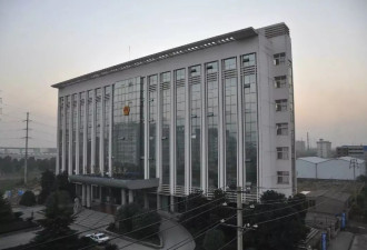 中国司法奇观，不许辩护带电脑?