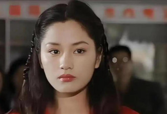54岁瞿颖承认已婚 做后妈 自称很享受