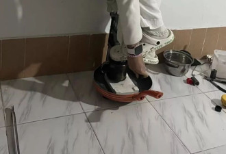 被金价逼疯的年轻人，自制“老铺黄金”