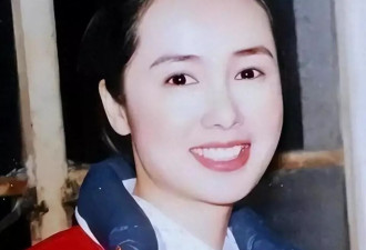 60岁蒋雯丽近照曝光：昔日女神素颜瘦削定居英国