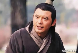 62岁程前近况曝光！与董卿分手后娶小20岁朱瑞，如今婚姻幸福成人生赢家